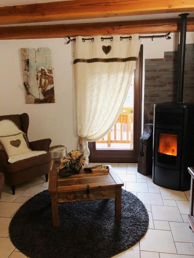 La Chambre Des Reves Аоста Экстерьер фото
