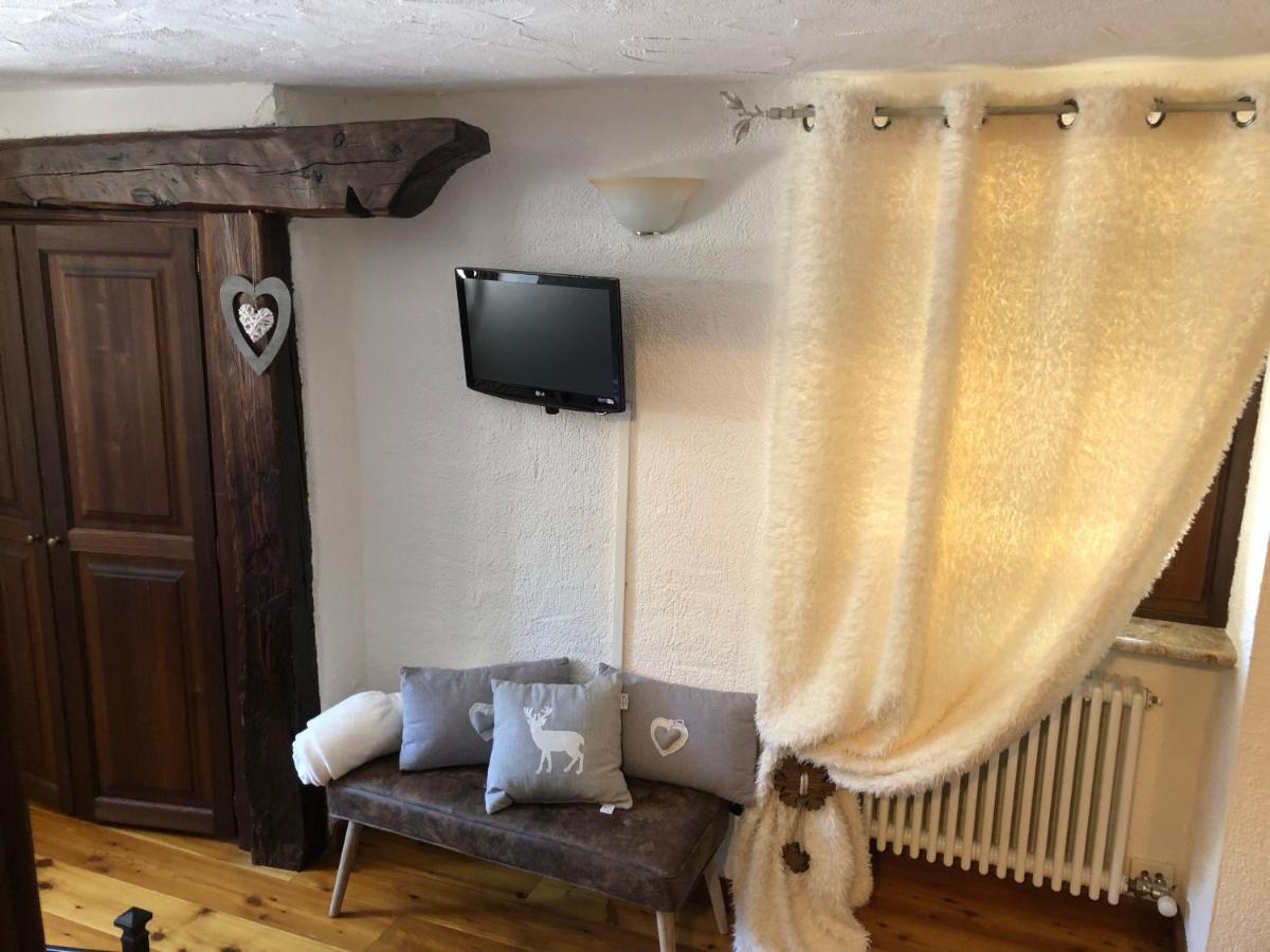 La Chambre Des Reves Аоста Экстерьер фото