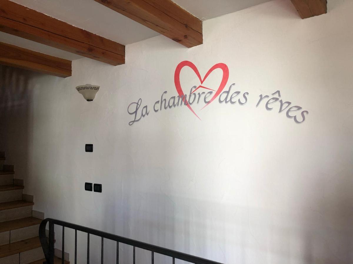 La Chambre Des Reves Аоста Экстерьер фото