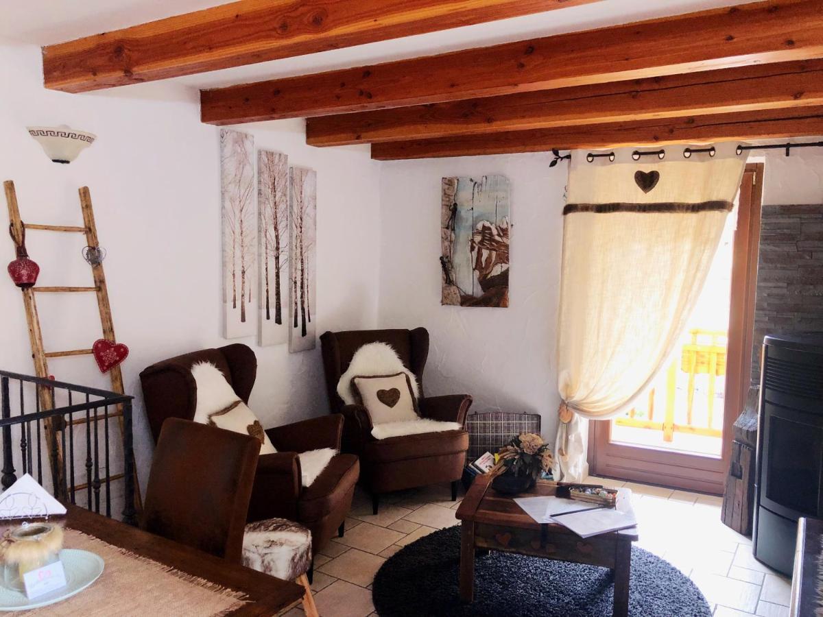La Chambre Des Reves Аоста Экстерьер фото